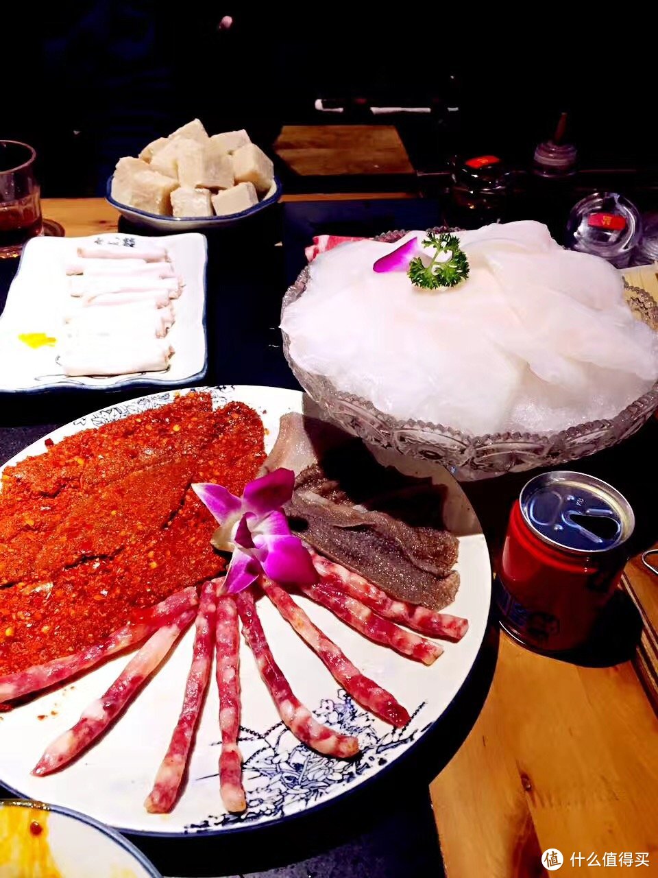 想吃遍“魔都美食”又不想跑断腿，收下这篇“懒人”攻略！