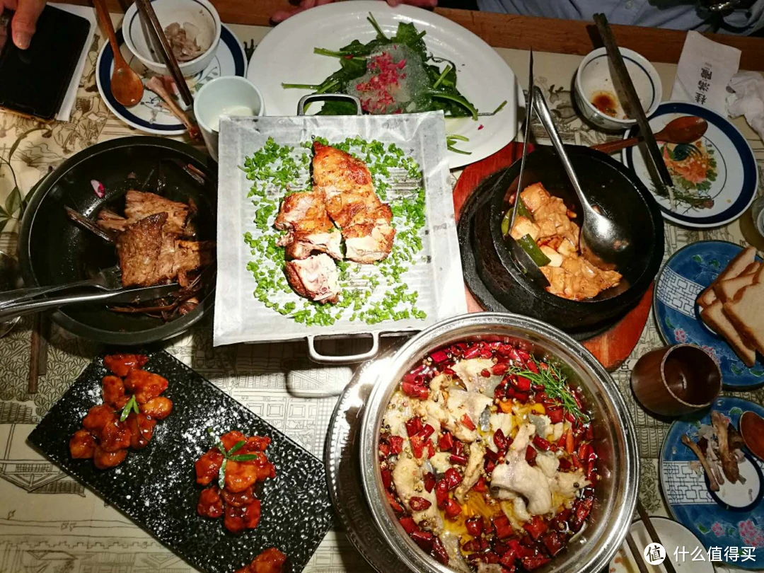 想吃遍“魔都美食”又不想跑断腿，收下这篇“懒人”攻略！