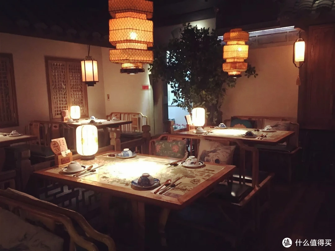 想吃遍“魔都美食”又不想跑断腿，收下这篇“懒人”攻略！